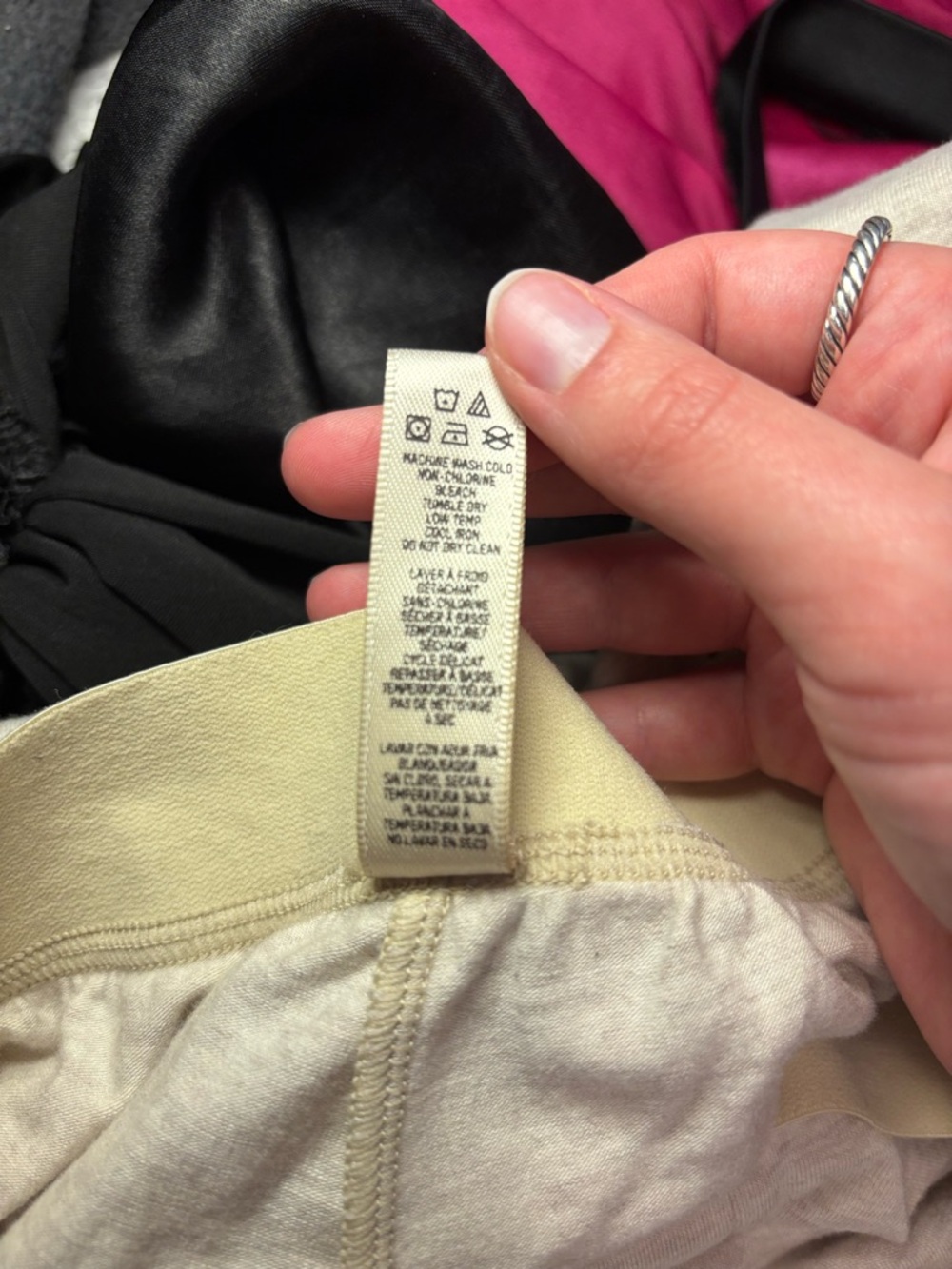 Skims Loose Boyfriend Pants - Picture 8 of 8